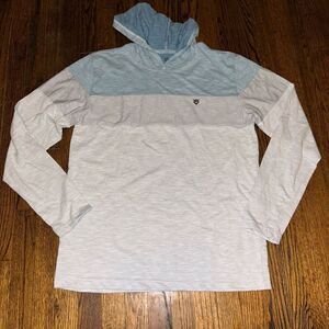 NWOT Veece Pullover